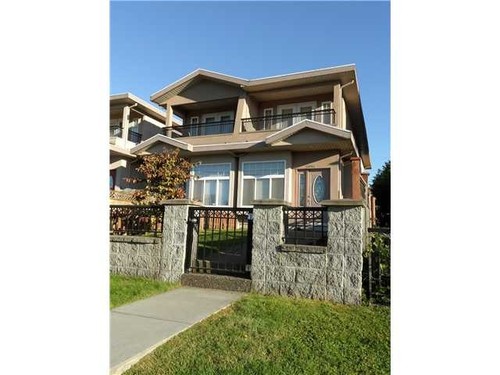 Central BN Duplex for sale:  3 bedroom 1,306 sq.ft. (Listed 2013-11-05)