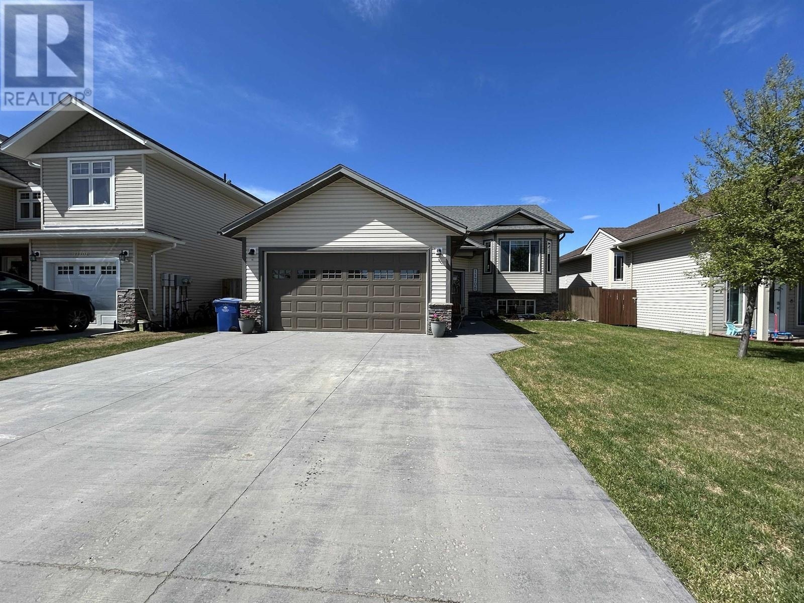 Fort St. John House for sale: 5 bedroom 2,488 sq.ft. (Listed 2025-05-14)