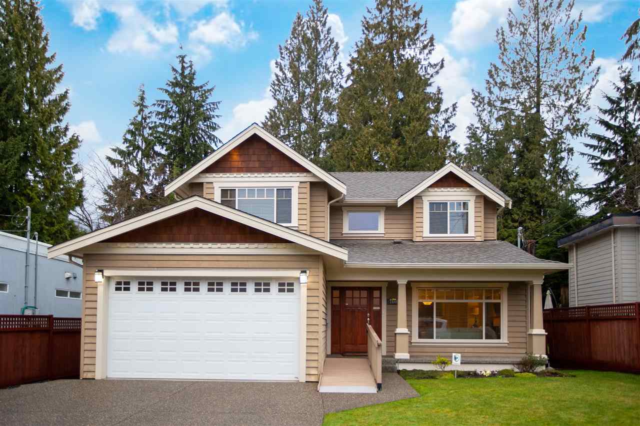 Lynn Valley House for sale: 5 bedroom 4,262 sq.ft. (Listed 2020-01-28)