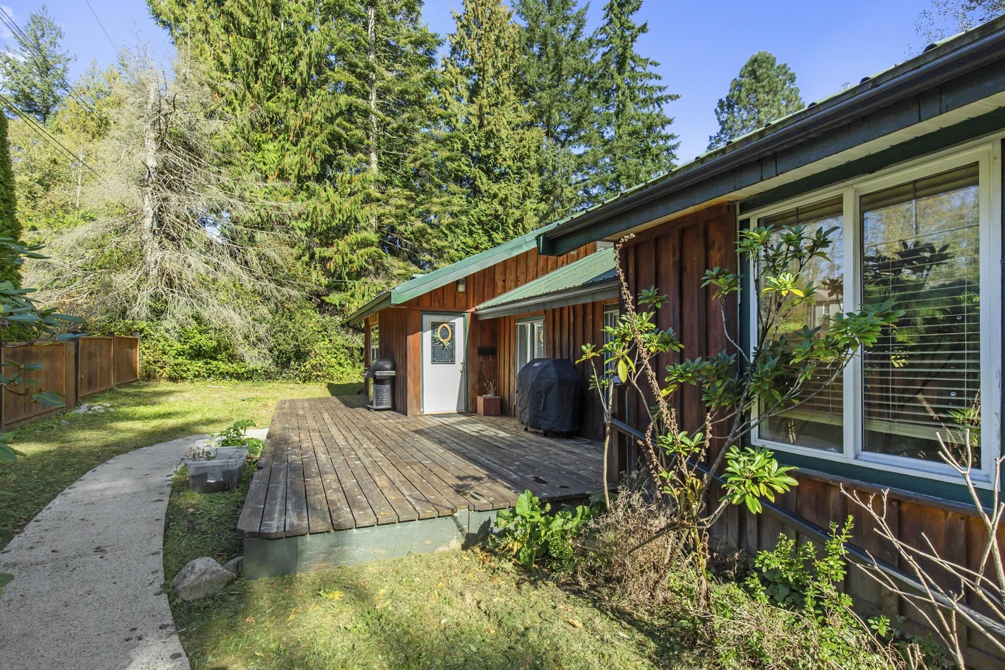 Stave Falls Single Family Residence for sale:  3 bedroom 1,722 sq.ft. (Listed 2025-10-17)