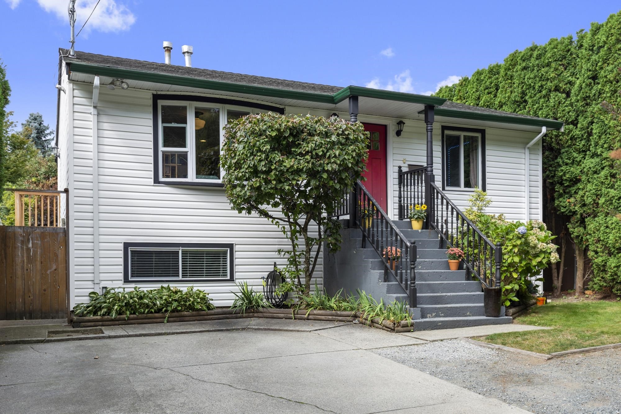 Mission BC Single Family Residence for sale:  4 bedroom 1,928 sq.ft. (Listed 2025-09-11)
