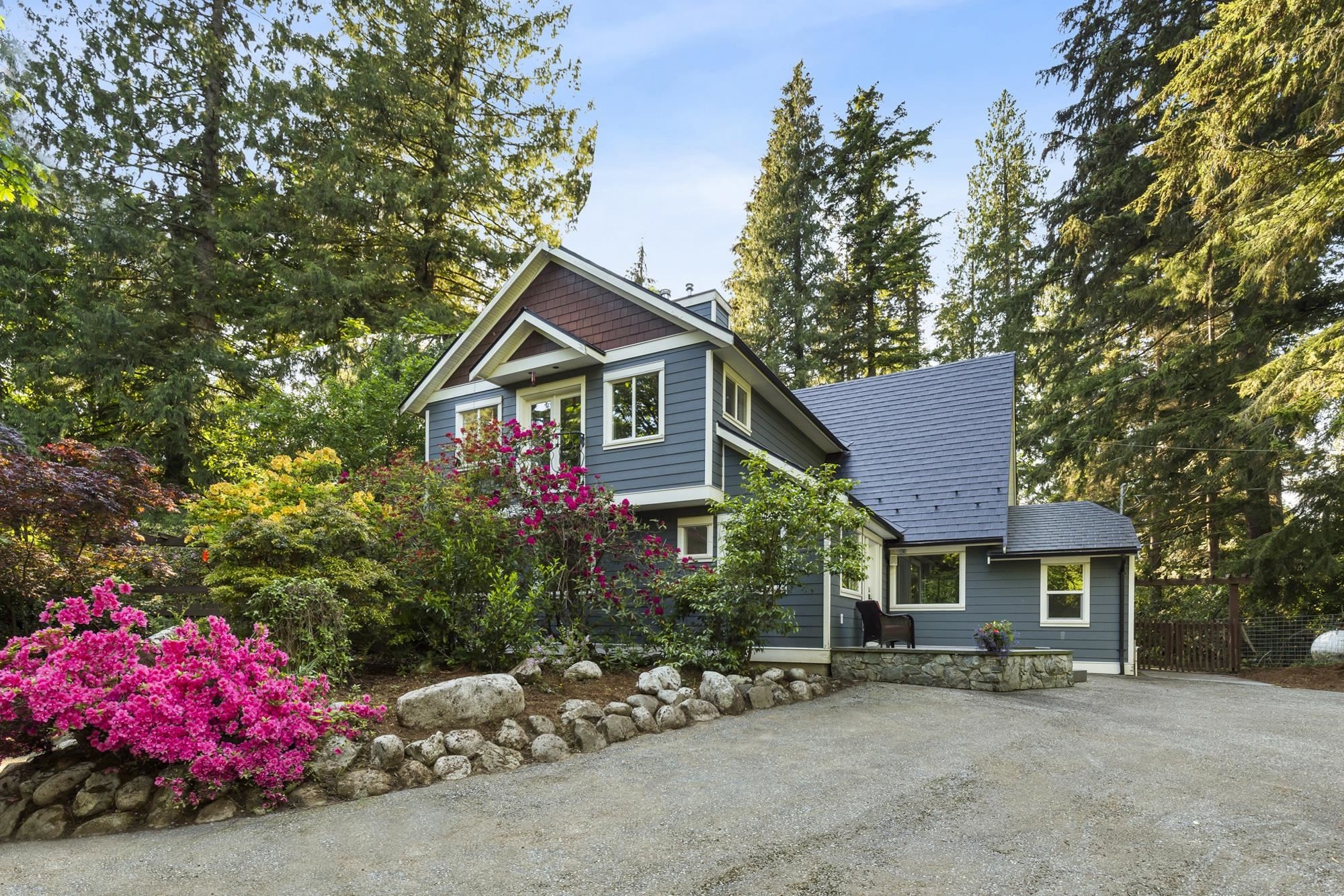 Hatzic Single Family Residence for sale:  3 bedroom 2,935 sq.ft. (Listed 2025-06-03)