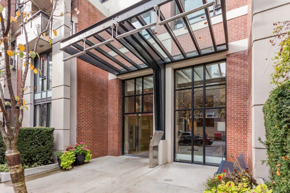 Yaletown Apartment for rent Yaletown Park III 1 bedroom 583 sq.ft