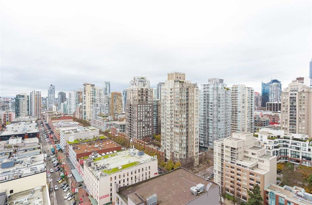 Yaletown Apartment for rent Yaletown Park III 1 bedroom 583 sq.ft