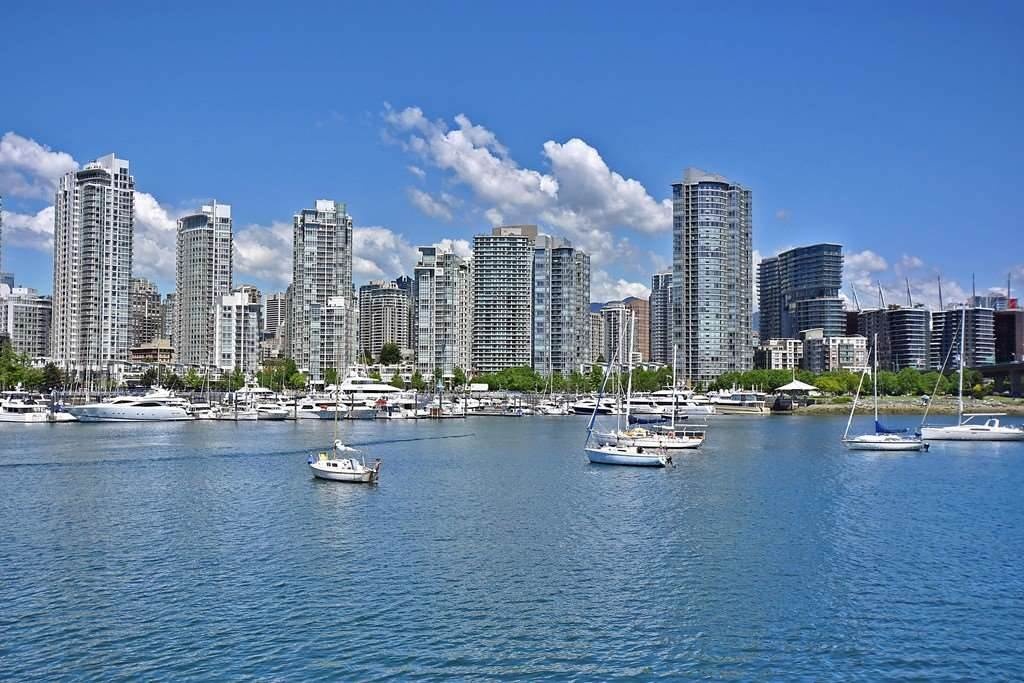 False Creek Condo for sale:  2 bedroom 1,299 sq.ft. (Listed 2022-01-19)
