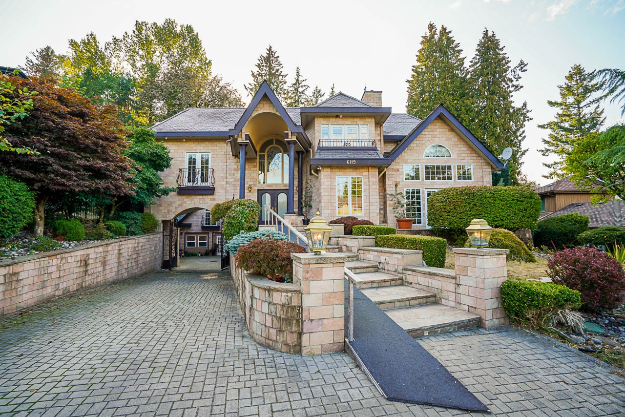 Buckingham Heights House for sale:  5 bedroom 7,360 sq.ft. (Listed 2022-12-06)