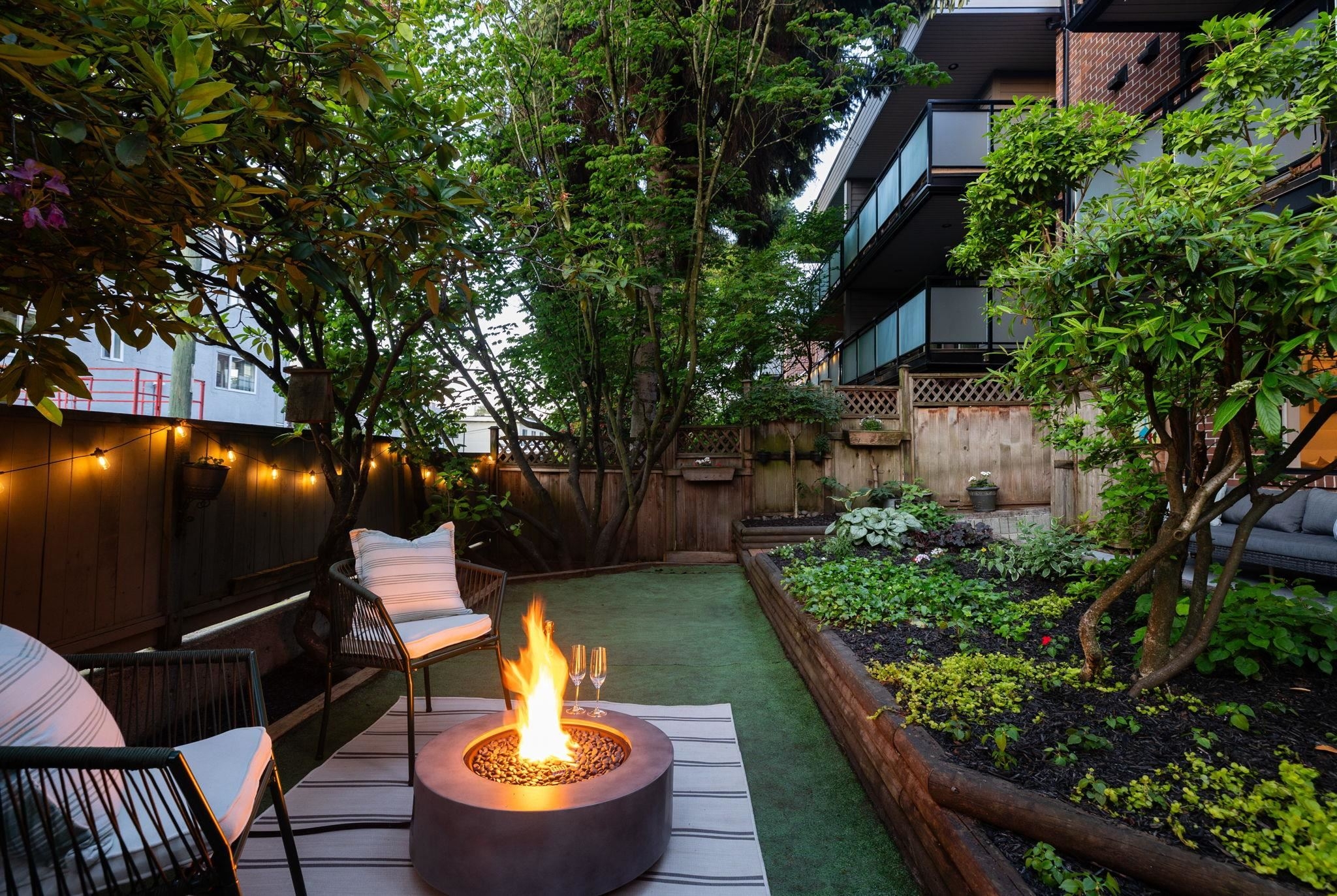 Kitsilano Apartment/Condo for rent:  2 bedroom 1,033 sq.ft. (Listed 2026-08-15)