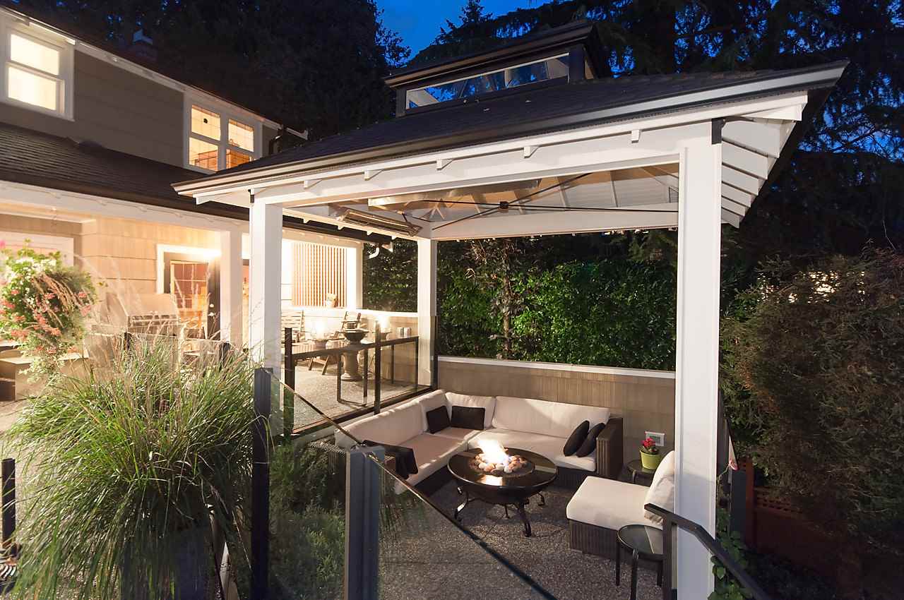 Ambleside House for sale 4 bedroom 2,890 sq.ft. (Listed 20161129)