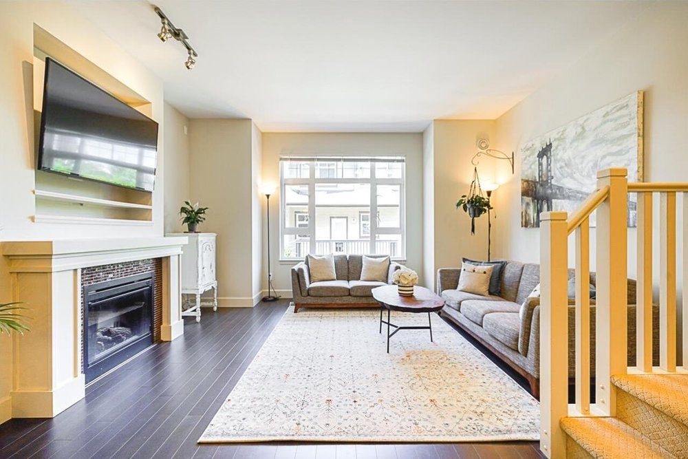 Surrey Townhouse:  3 bedroom