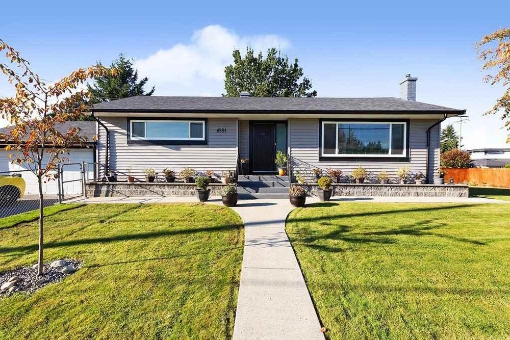 Burnaby House:  4 bedroom