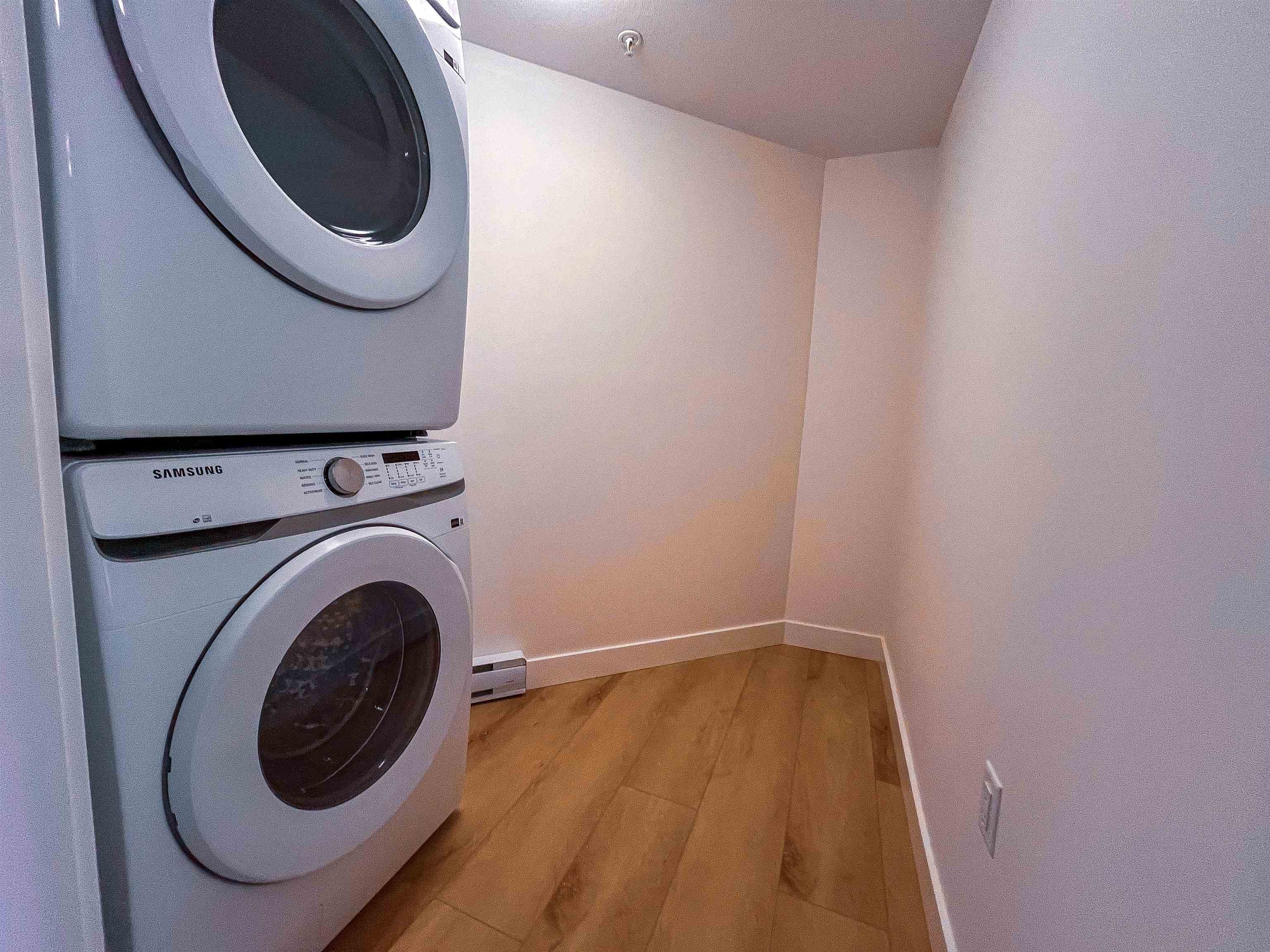 Langley City Apartment/Condo for sale: 2 bedroom 1,042 sq.ft. (Listed 2024-09-17)