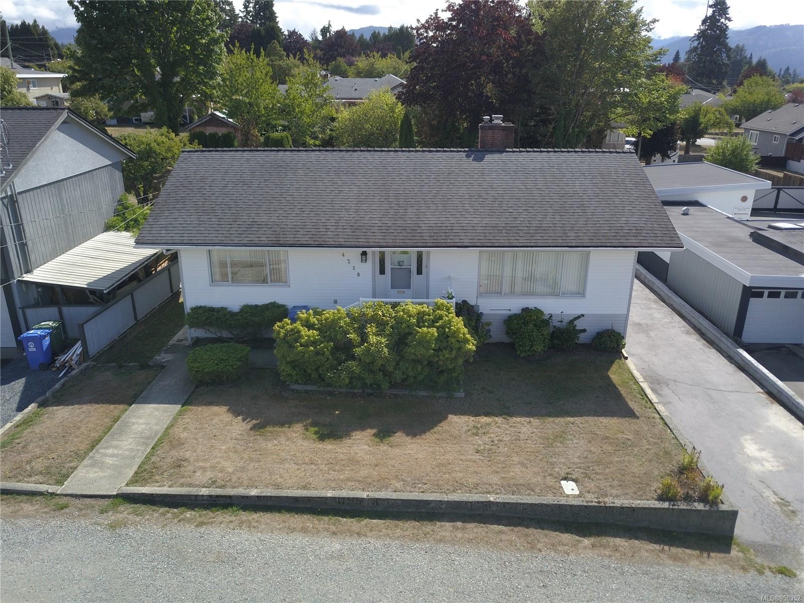 PA Port Alberni Single Family Detached for sale:  4 bedroom 2,060.75 sq.ft. (Listed 2106-02-06)