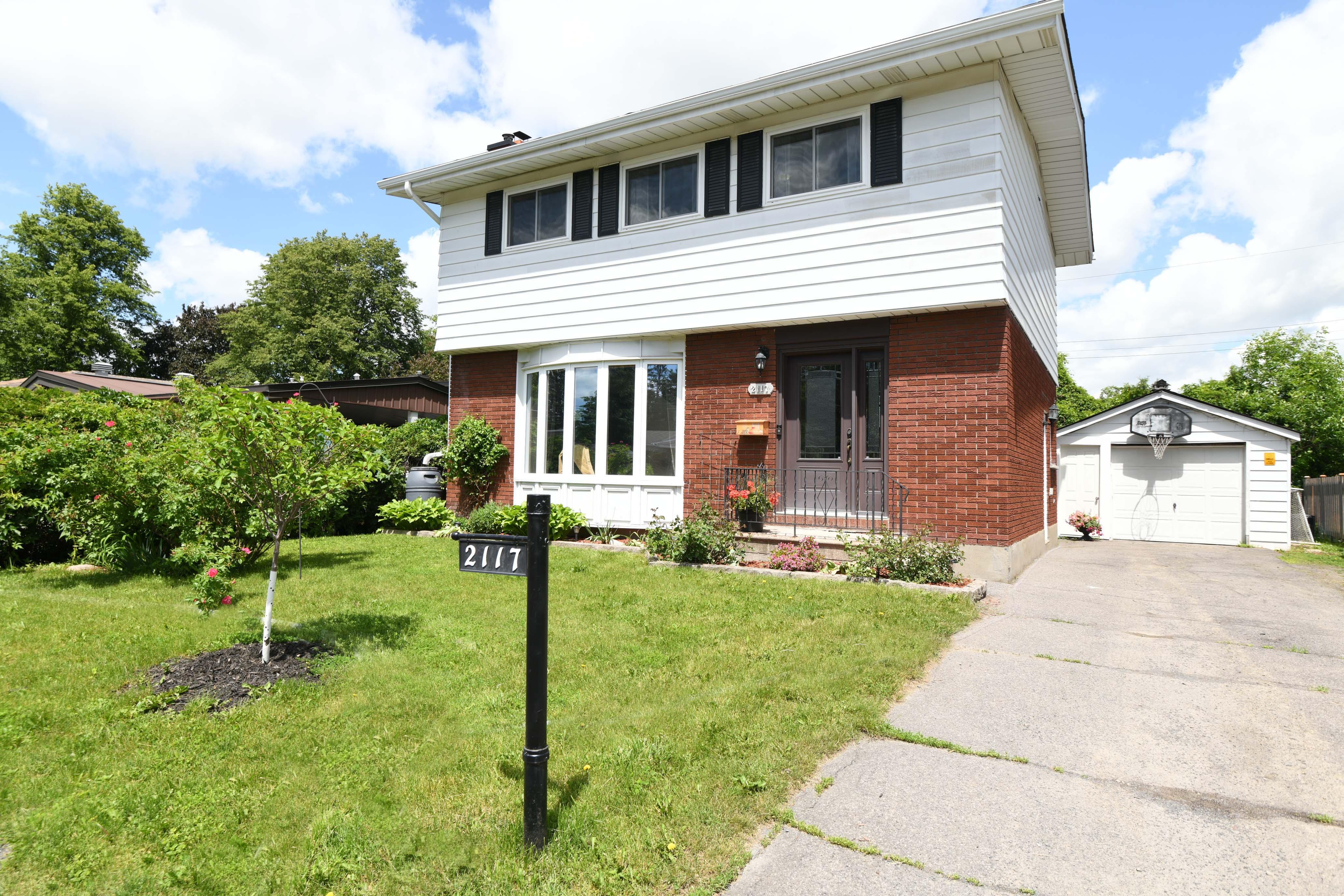 Ottawa Detached for sale:  4 bedroom  (Listed 2025-06-27)