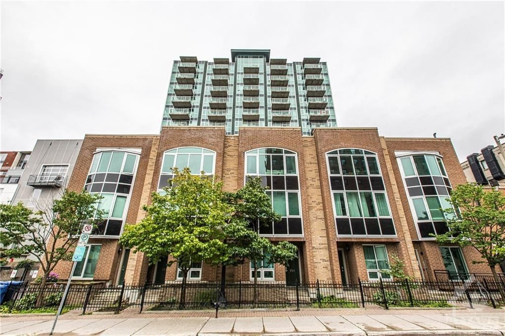 Ottawa Condo for sale:  2 bedroom  (Listed 2026-04-02)