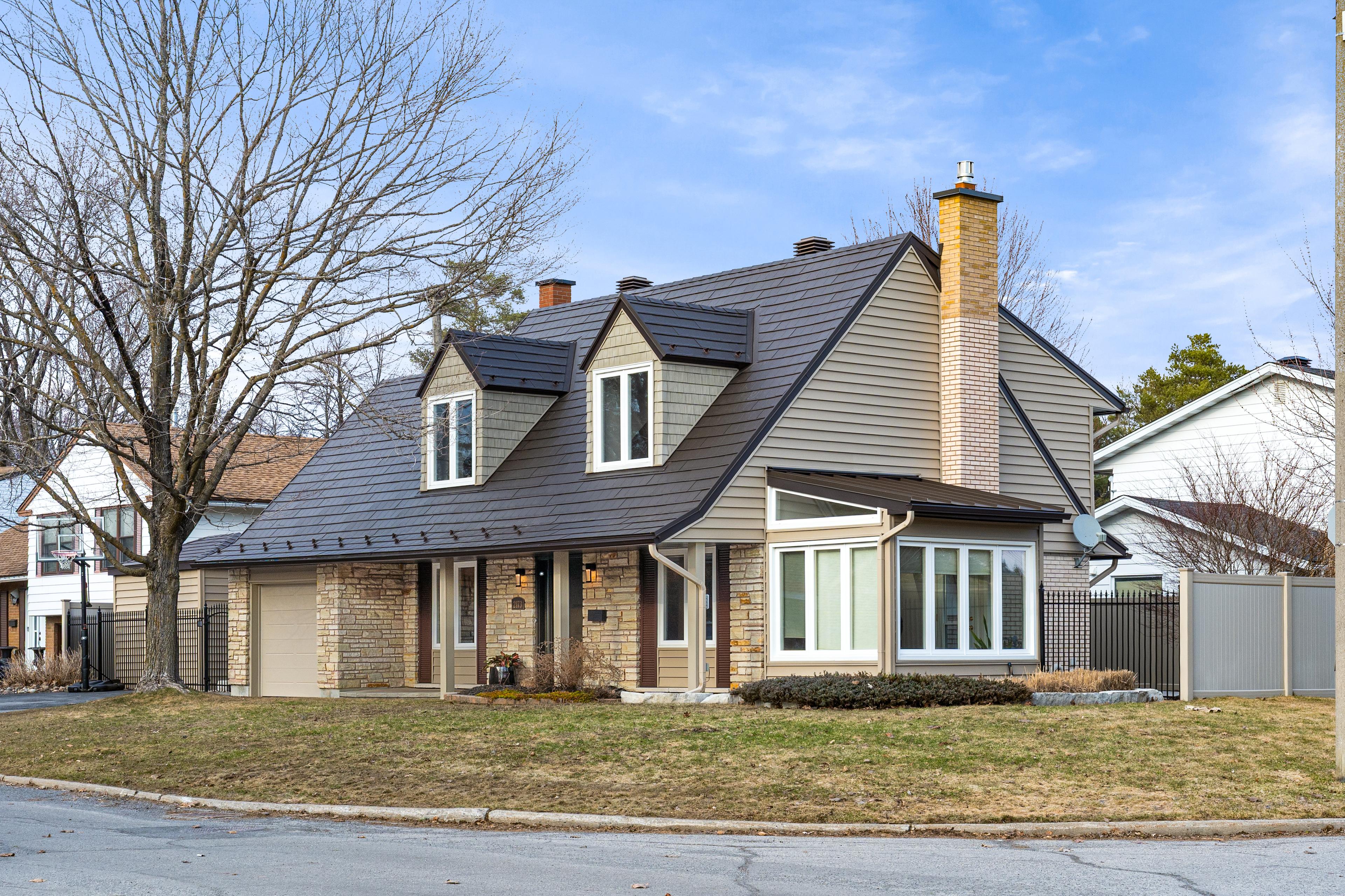 Ottawa Detached for sale:  4 bedroom  (Listed 2026-04-16)