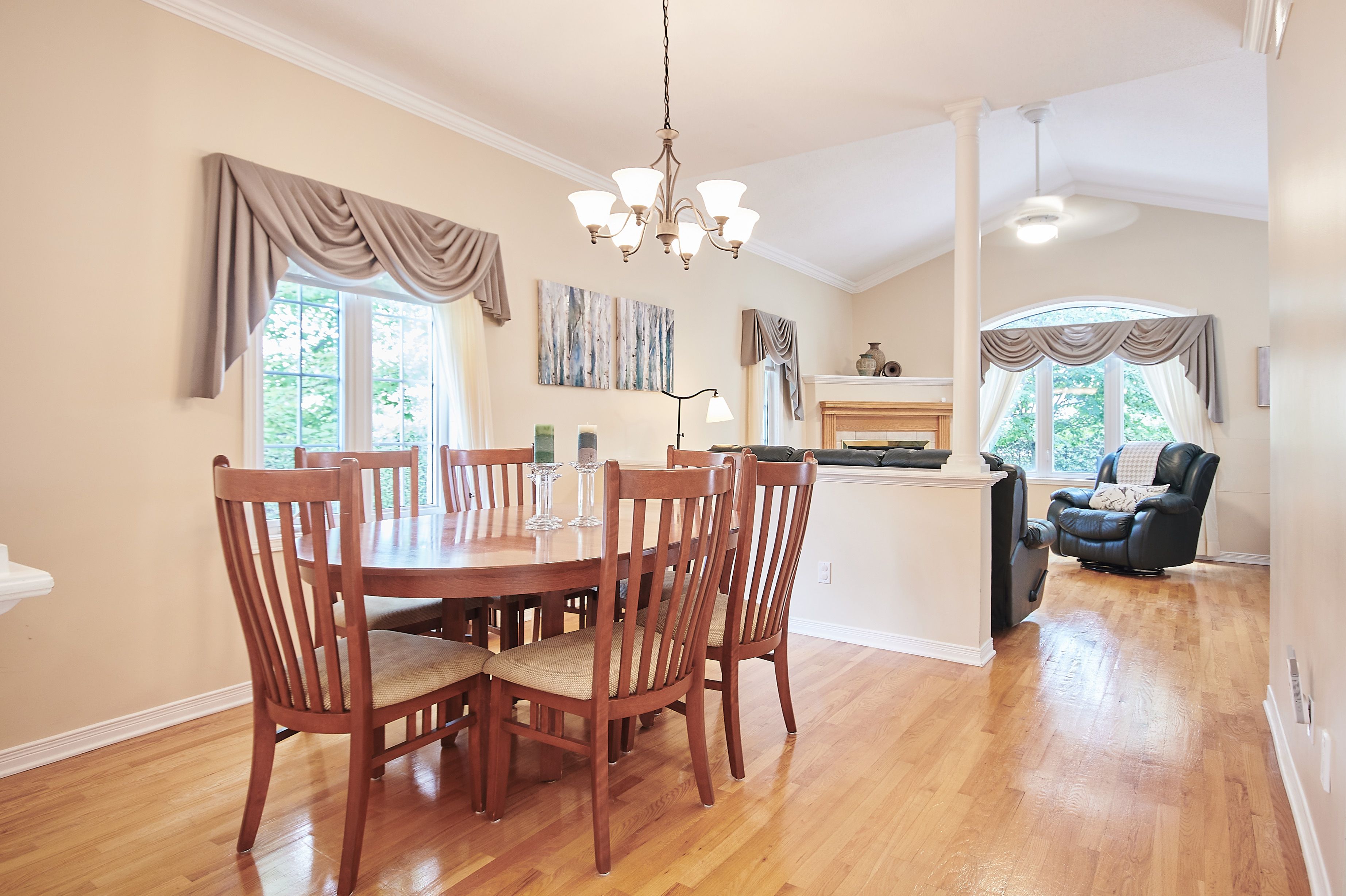 Kanata Lakes Bungalow for sale Tweedsmuir on the Park 2 bedroom Granite Countertop, Hardwood