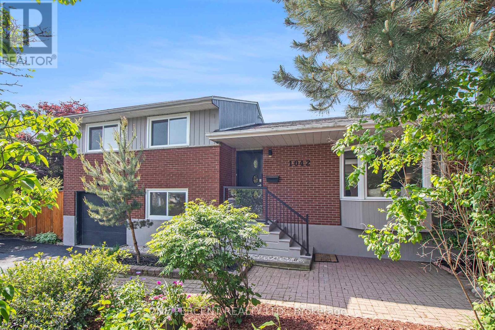 Ottawa House for sale: 3 bedroom 1,500 sq.ft. (Listed 2025-08-02)