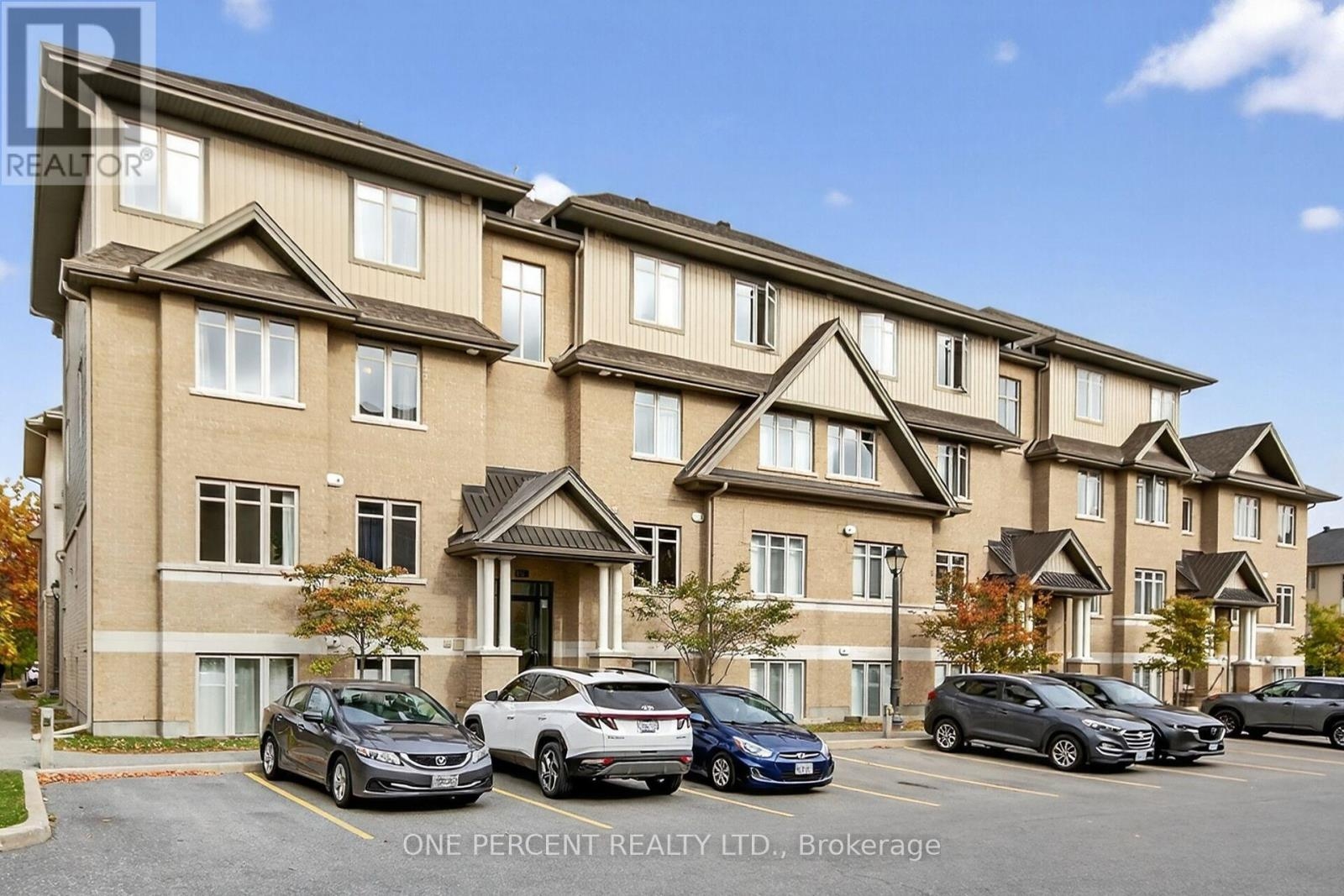 Ottawa Apartment for sale:  2 bedroom 1,000 sq.ft. (Listed 2025-10-16)