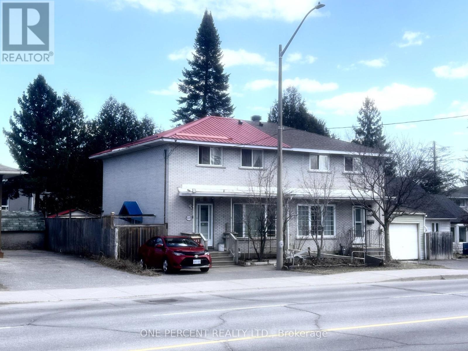 Ottawa House for sale: 3 bedroom 1,100 sq.ft. (Listed 2025-04-09)