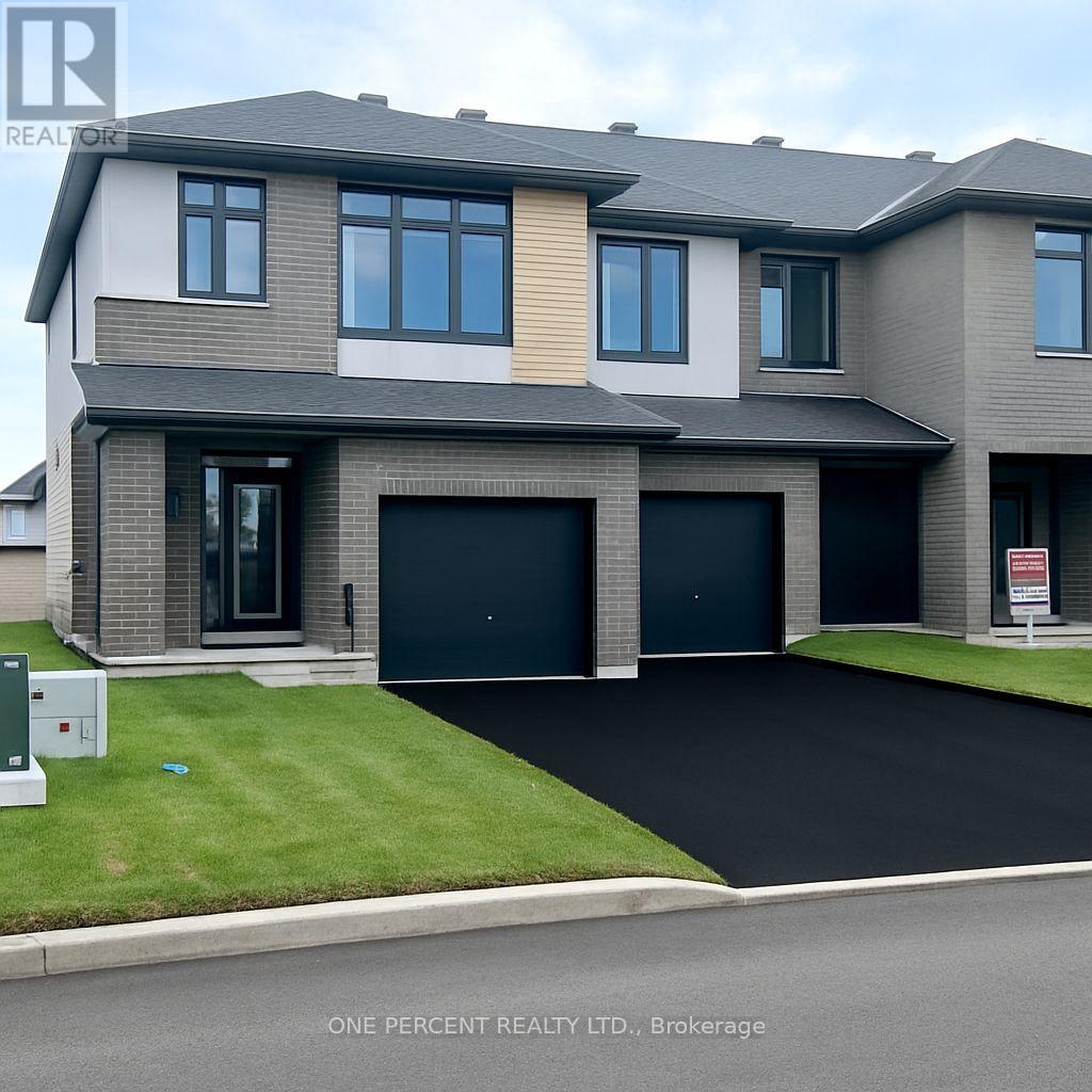 Ottawa Row / Townhouse for sale: 3 bedroom 1,500 sq.ft. (Listed 2025-06-27)