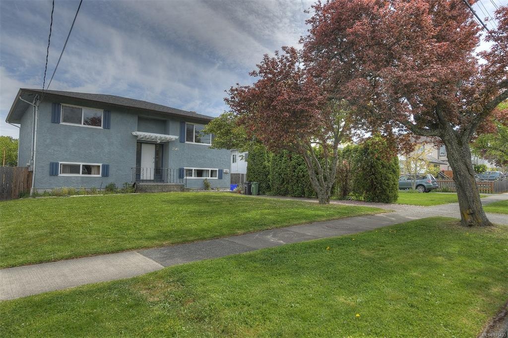 Victoria Single Family Detached for sale: 4 bedroom (Listed 2021-05-11)