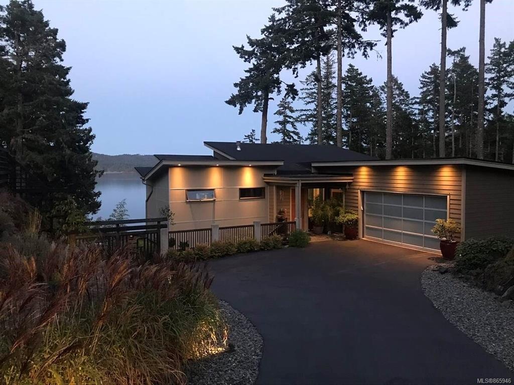 Sooke Apartment for sale: 3 bedroom (Listed 2021-12-08)