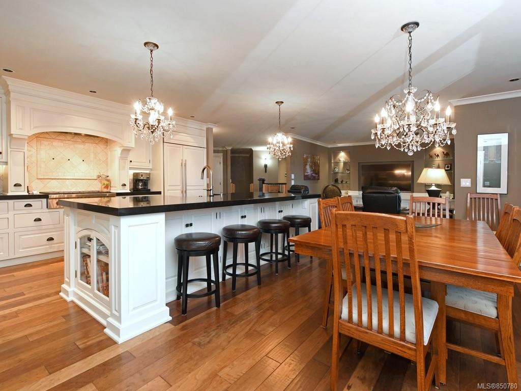 Saanich  Single Family Detached for sale:  4 bedroom  (Listed 2020-08-03)