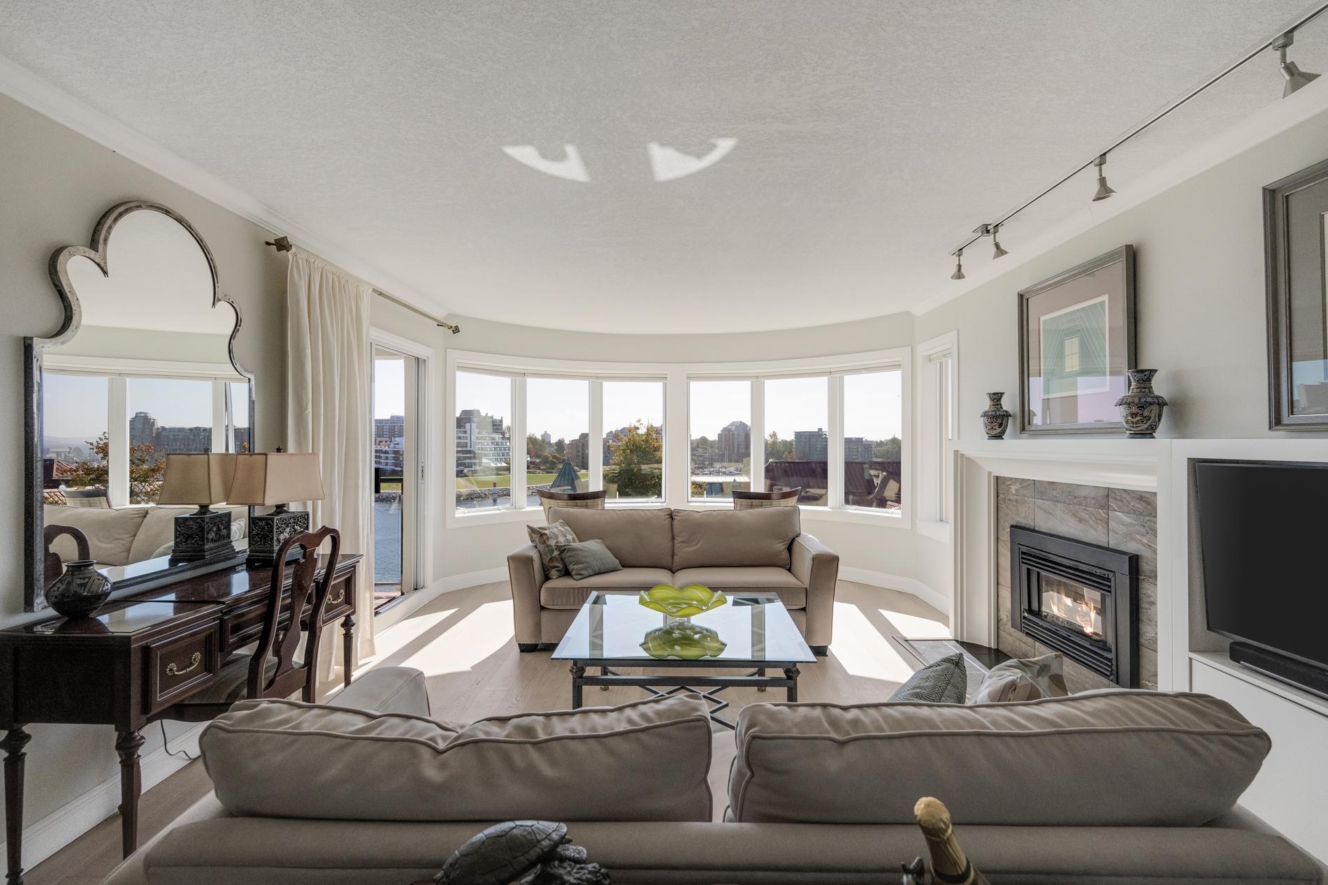 Vic West Condo for sale Songhees Point 1 bedroom 1,155 sq.ft. (Listed