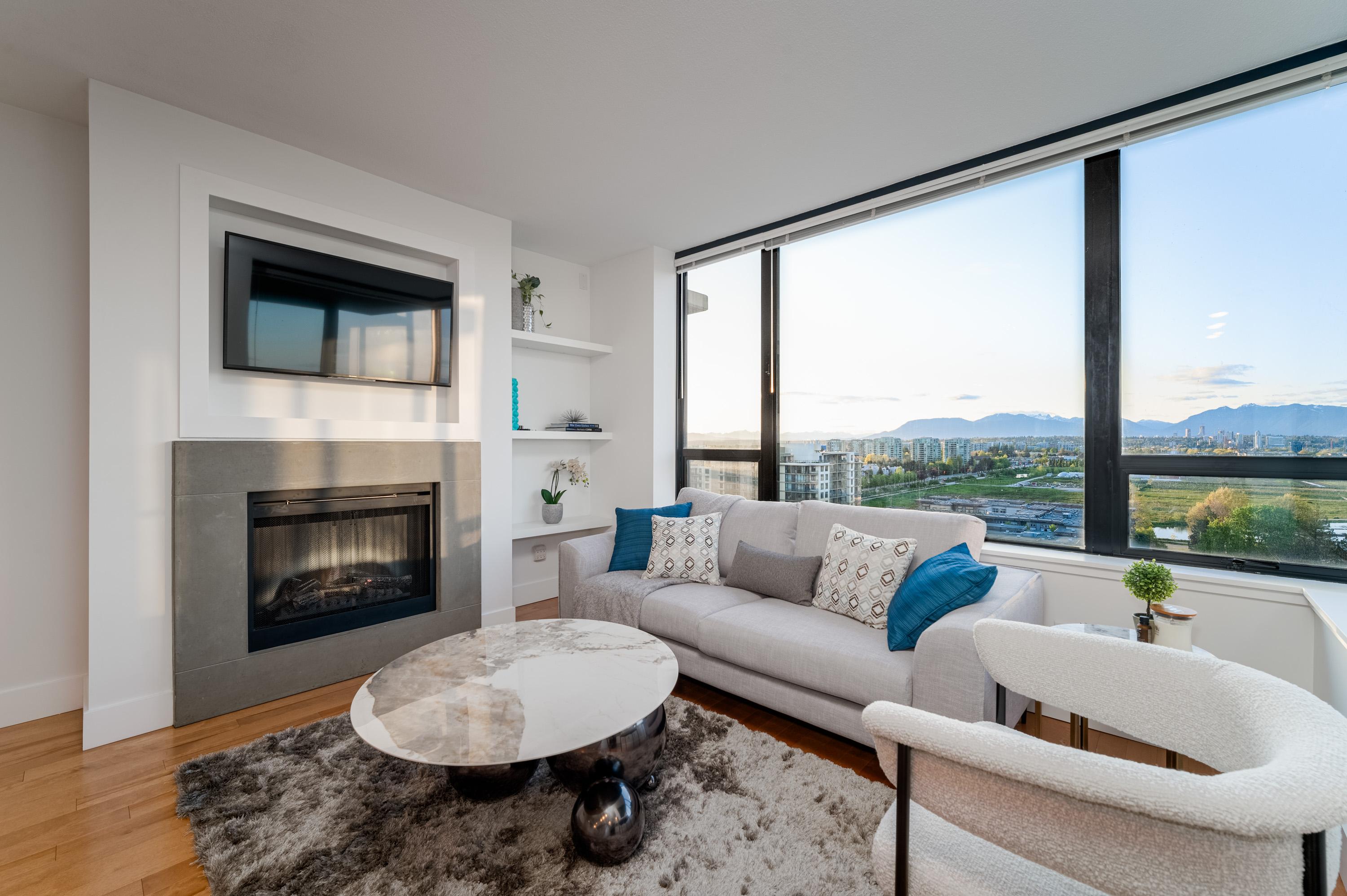 McLennan North Apartment for sale: Hamptons by Cressey 2 bedroom 884 sq.ft. (Listed 2024-05-10)