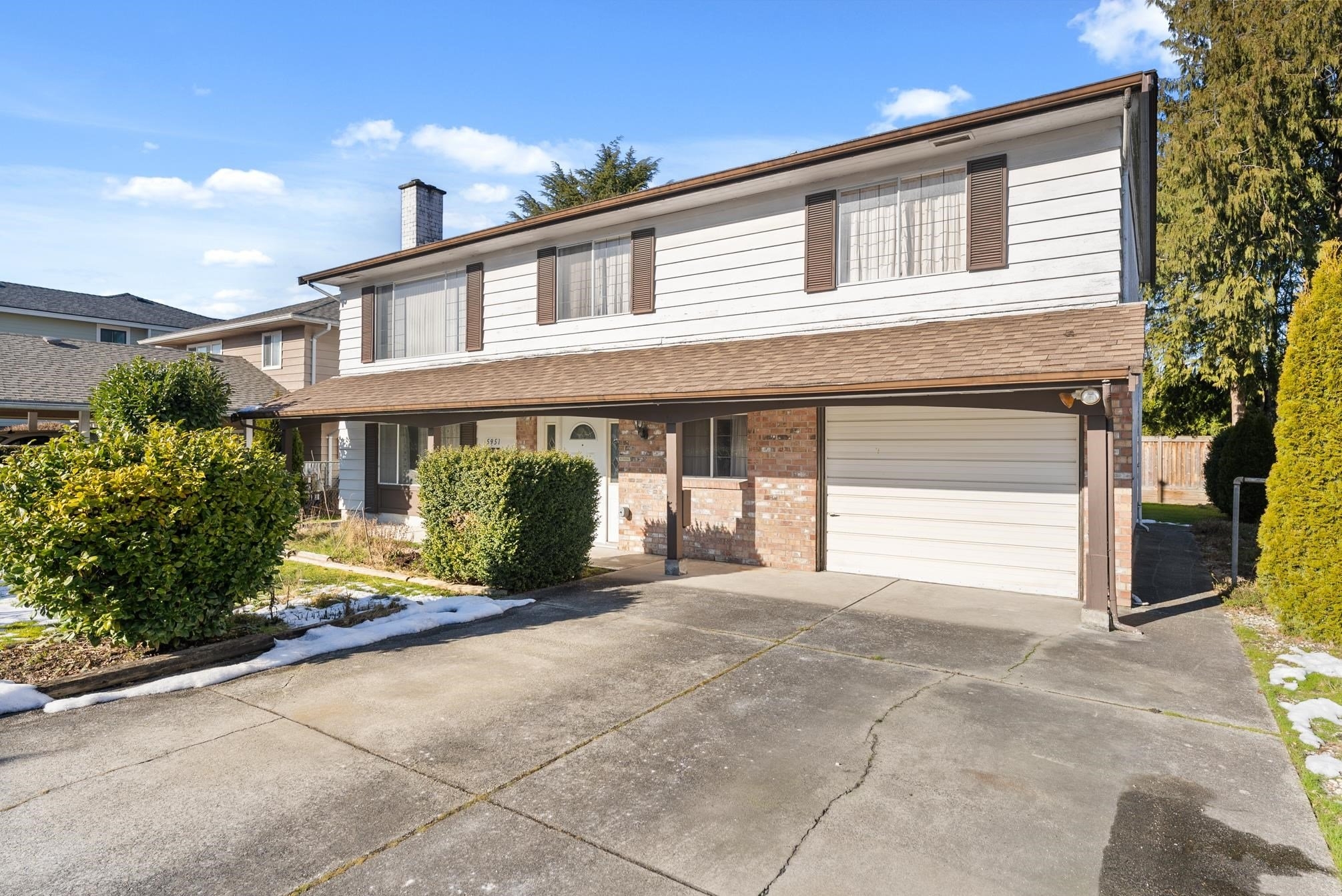 Richmond 1/2 Duplex for sale:  4 bedroom 2,024 sq.ft. (Listed 2025-03-08)