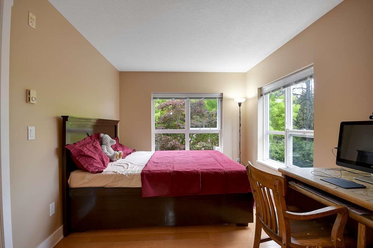 King George Corridor Apartment/Condo for sale: 2 bedroom 817 sq.ft. (Listed 2024-05-08)