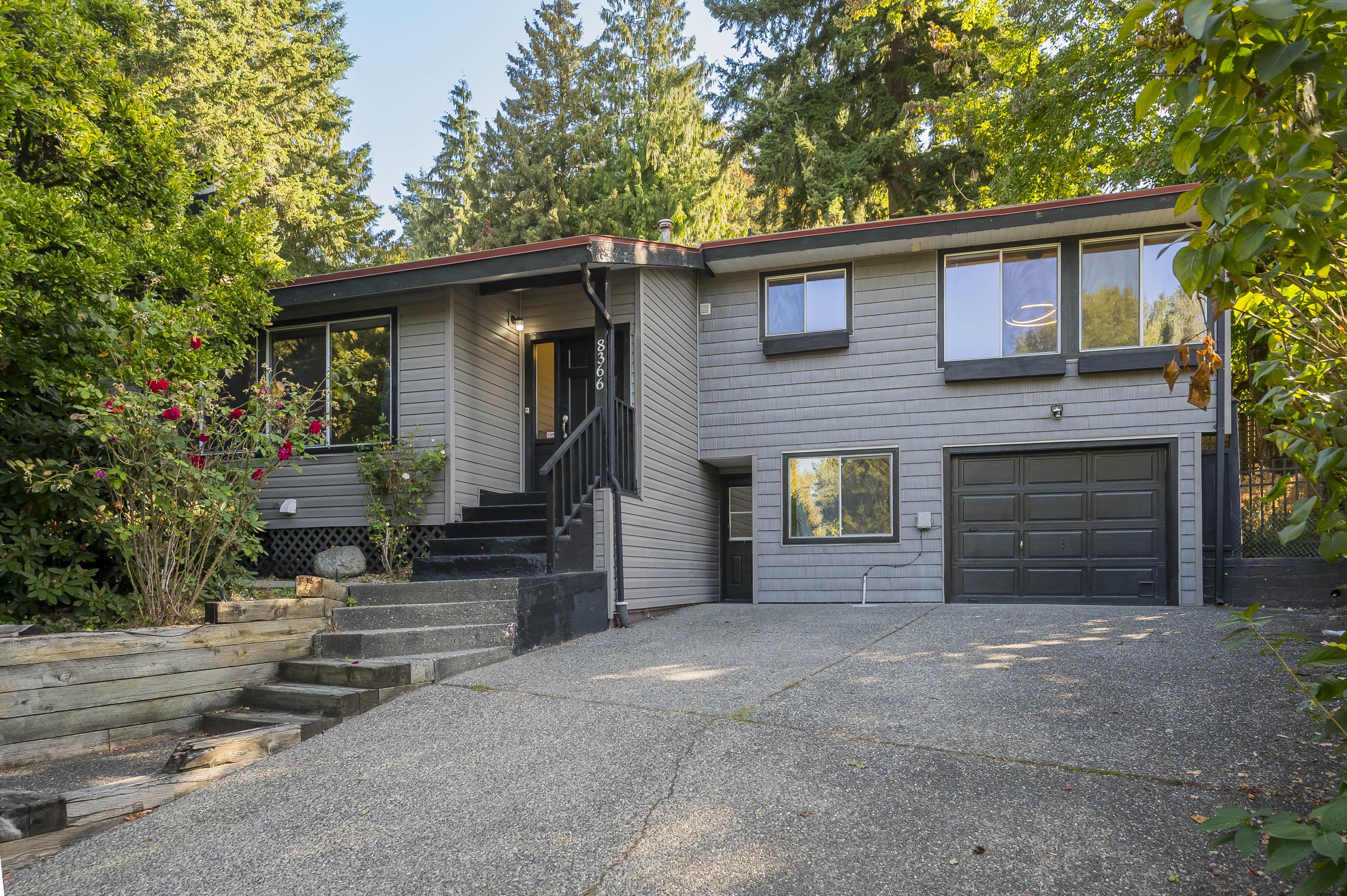 Sunbury-Terrace House for sale:  3 bedroom 2,265 sq.ft. (Listed 2025-09-26)