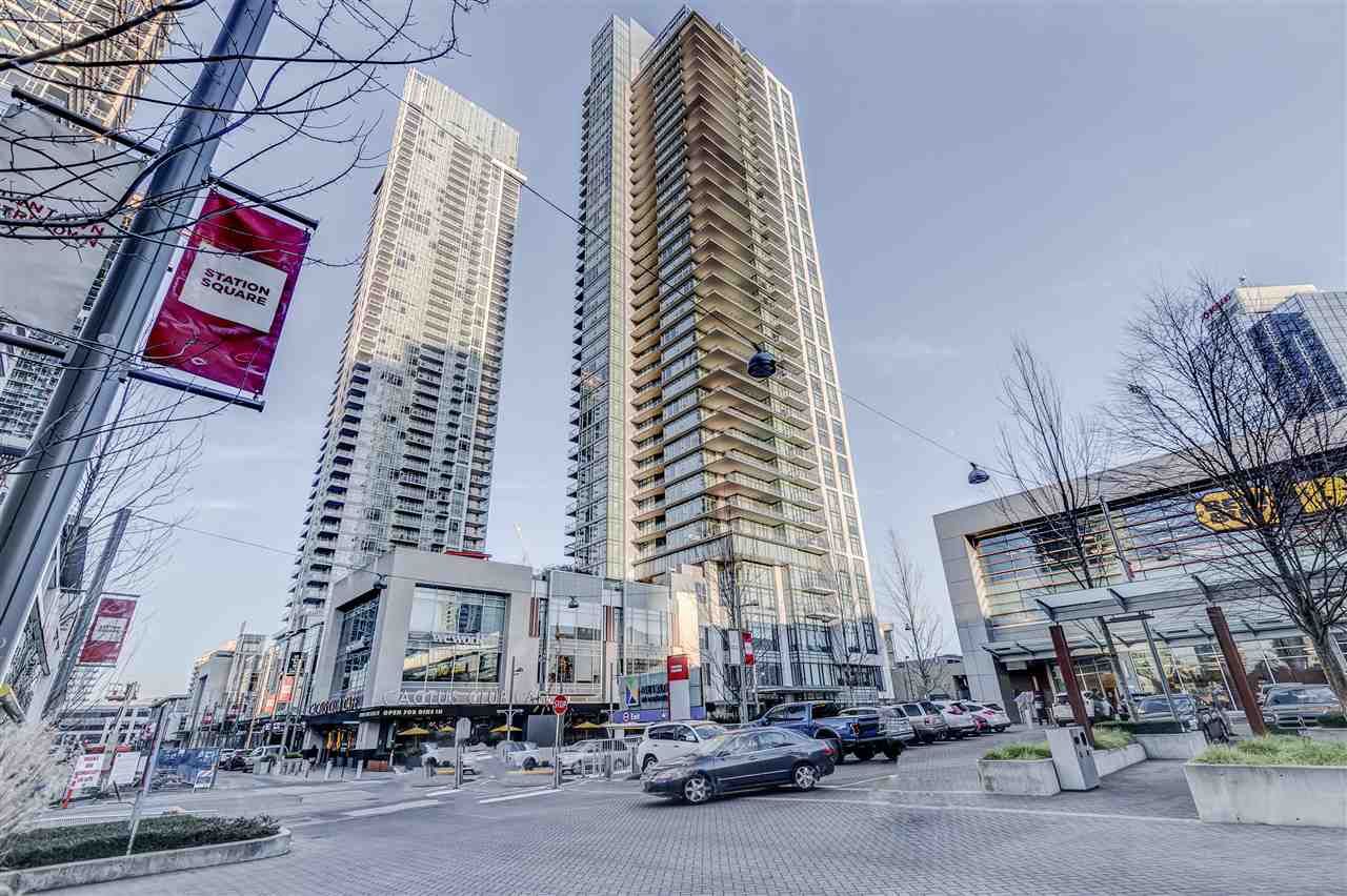 Metrotown Apartment/Condo for sale:  1 bedroom 602 sq.ft. (Listed 4400-04-28)