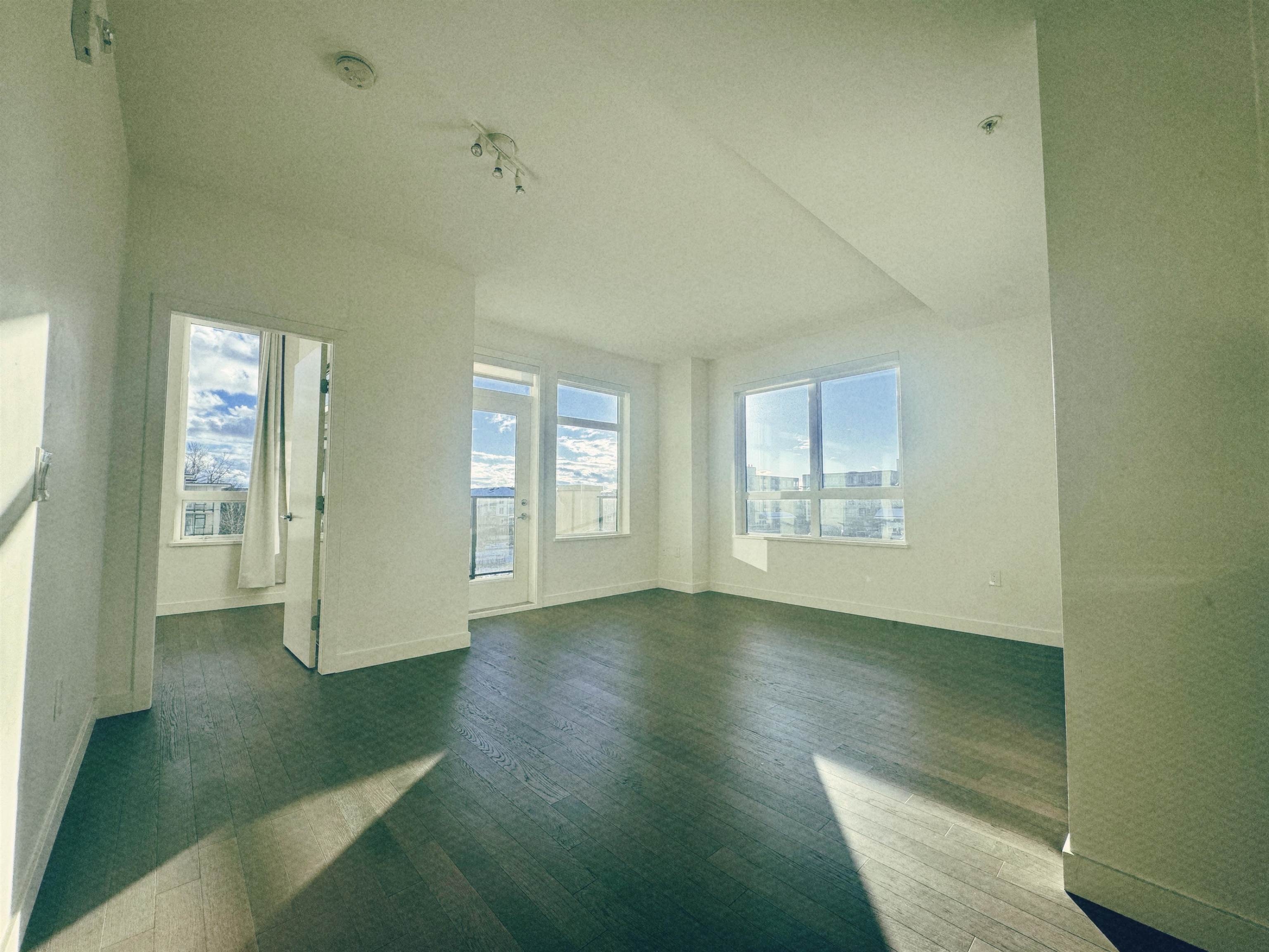West Cambie Apartment/Condo for sale: 2 bedroom 772 sq.ft. (Listed 2025-05-28)