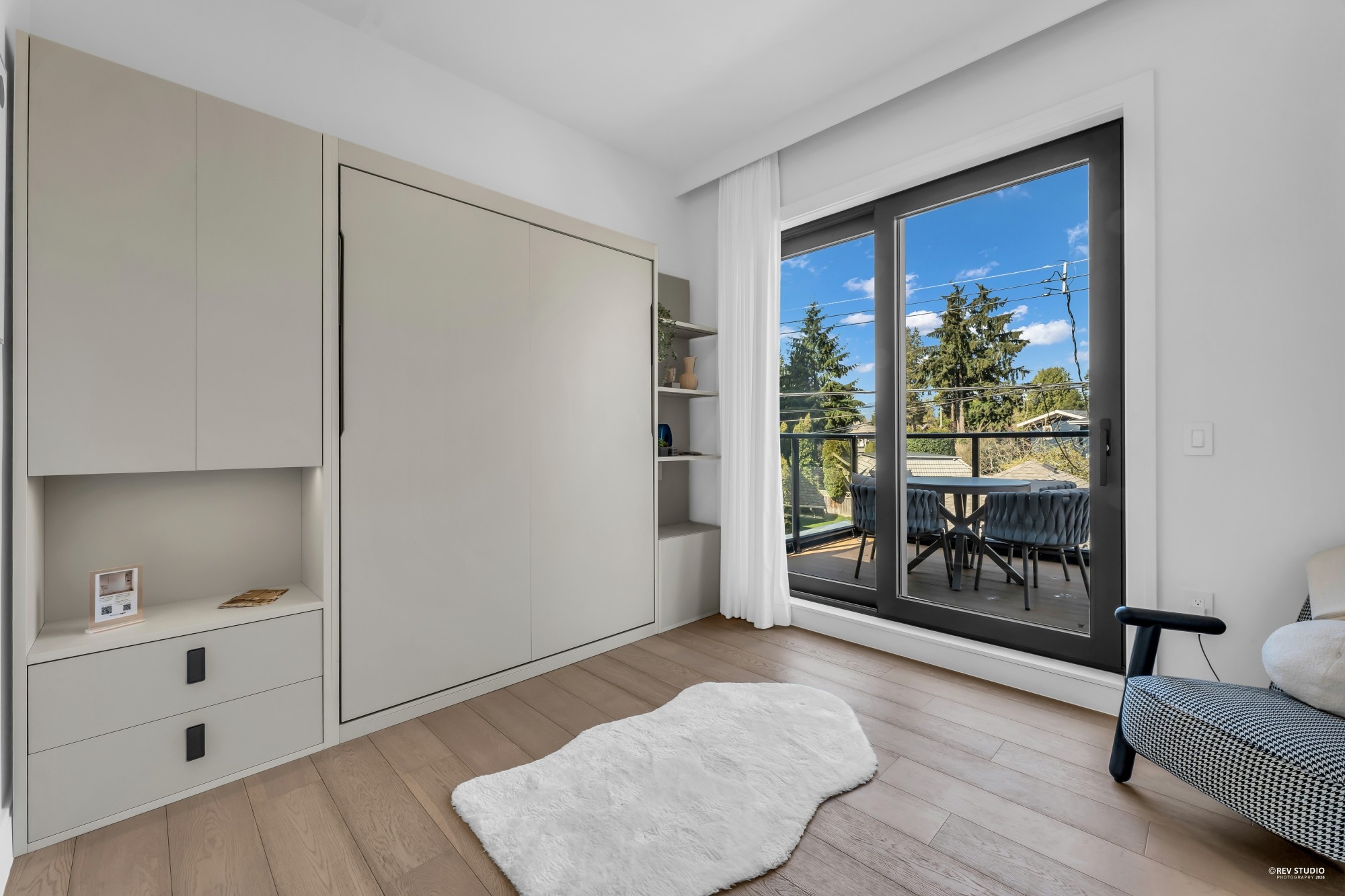 Shaughnessy Half Duplex for sale:  3 bedroom  Stainless Steel Appliances, Tile Backsplash, European Appliance, Rain Shower, Glass Shower, Hardwood Floors 1,401 sq.ft. (Listed 2026-03-31)