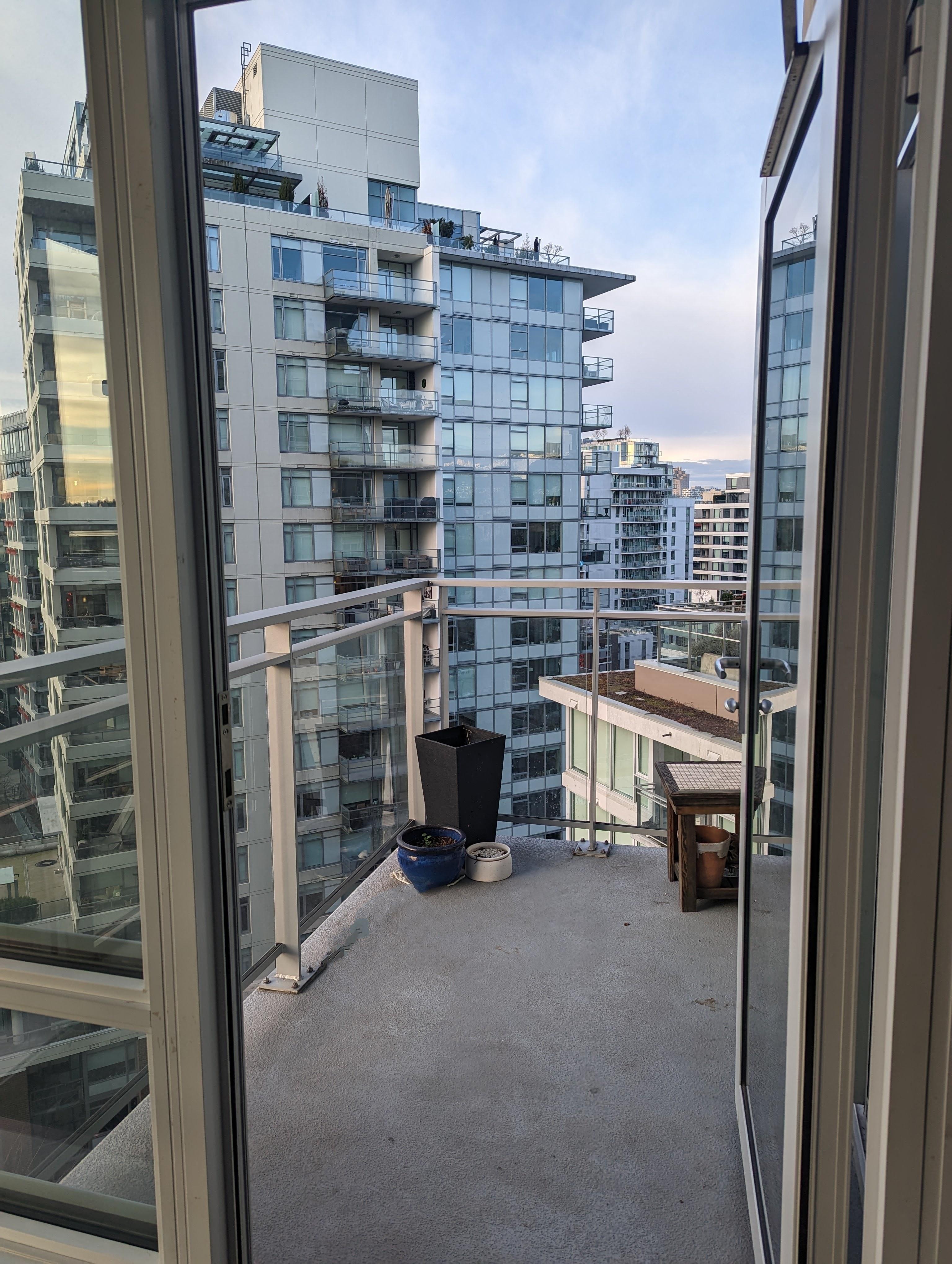Olympic Village Condo for rent Central 1 bedroom 625 sq.ft. (Listed