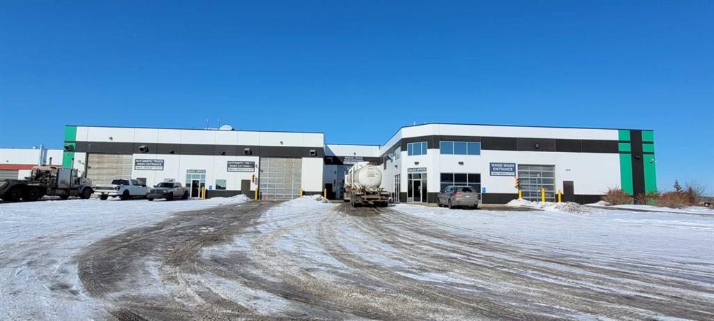Queens Business Park Business (Commercial) for sale:    (Listed 2024-05-13)