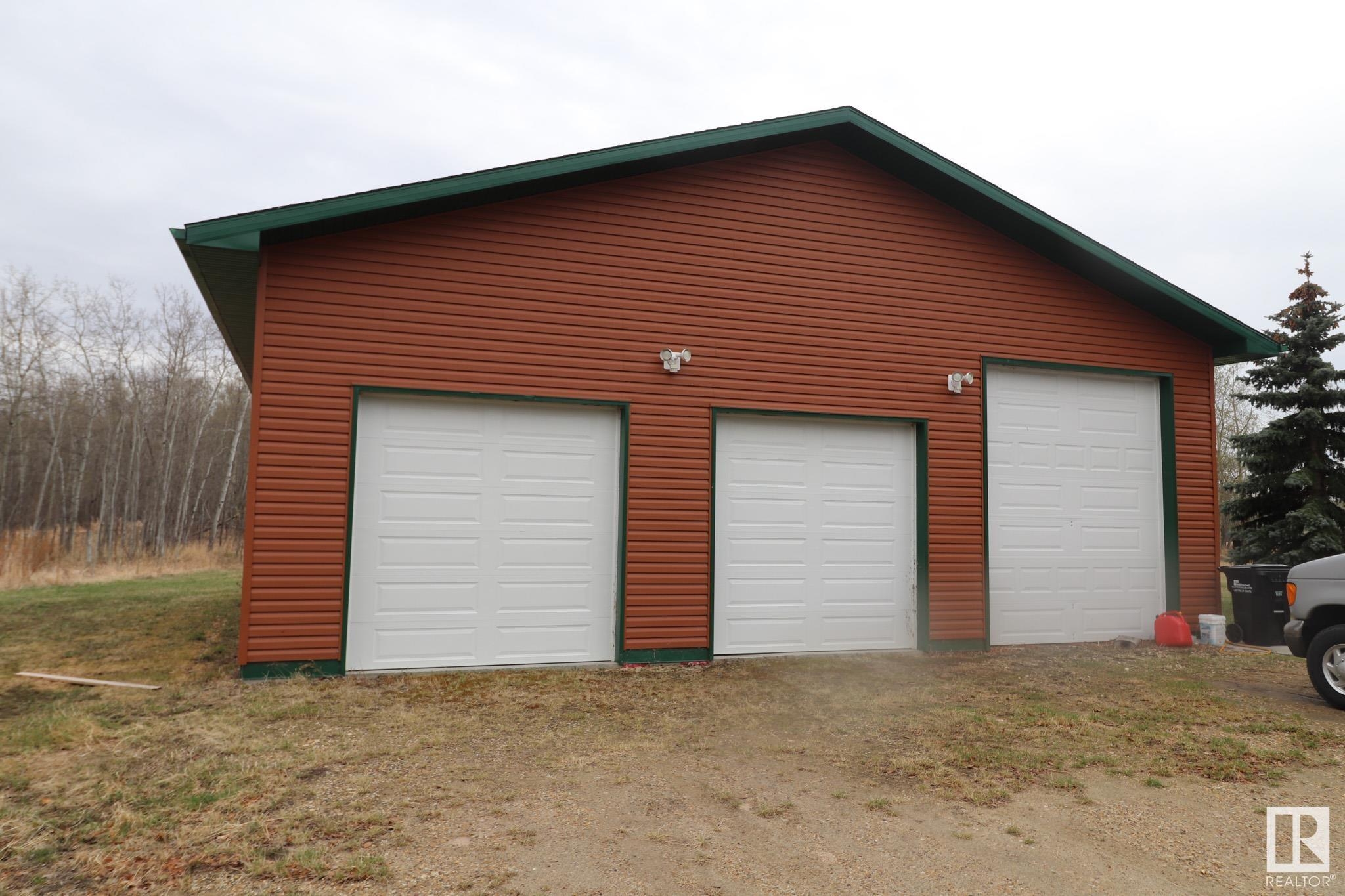 Farrell Properties Detached Single Family for sale:  3 bedroom 2,255.06 sq.ft. (Listed 2024-05-07)