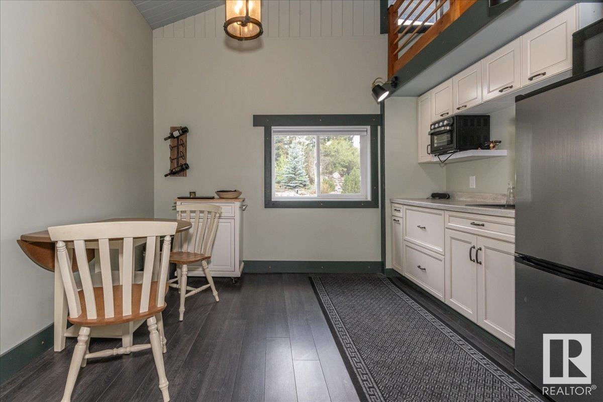 High Ridge Place Detached Single Family for sale:  4 bedroom 2,224.81 sq.ft. (Listed 2024-05-22)