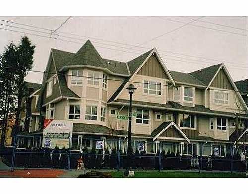 McLennan North Townhouse for sale:  3 bedroom 1,236 sq.ft. (Listed 2006-05-12)