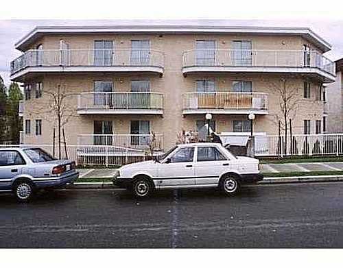 Hastings Condo for sale:  1 bedroom 570 sq.ft. (Listed 2006-02-23)