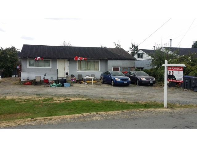 Surrey House for sale:  2 bedroom 1,395 sq.ft. (Listed 2015-07-15)