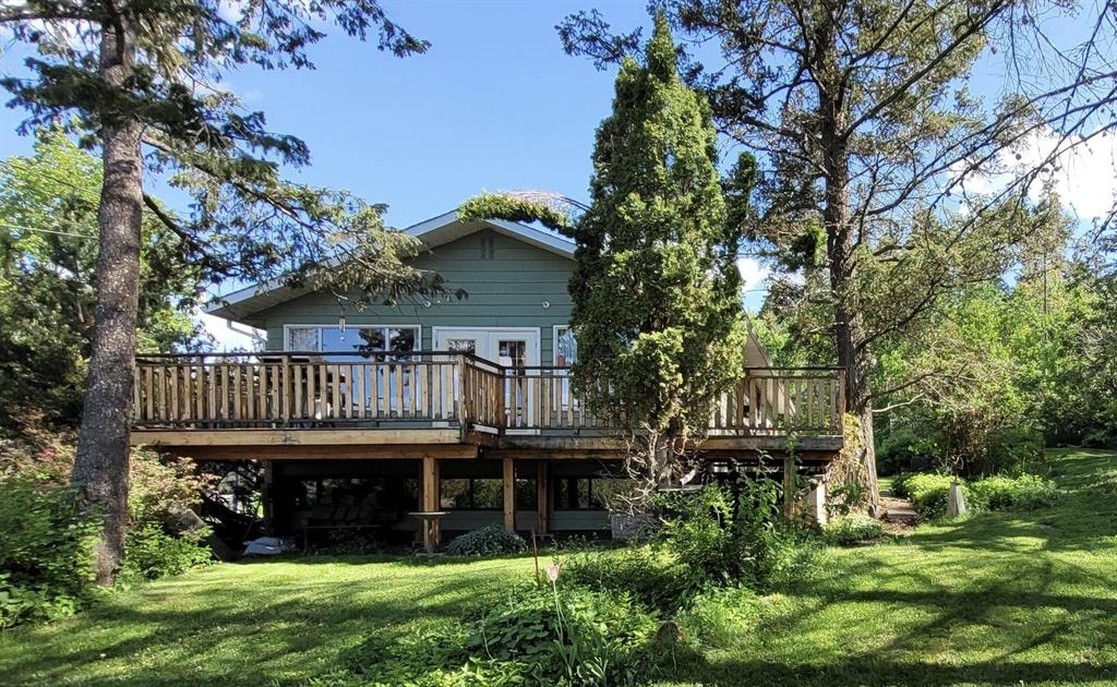 Williams Lake House/Single Family for sale:  5 bedroom 2,059 sq.ft. (Listed 2022-08-31)