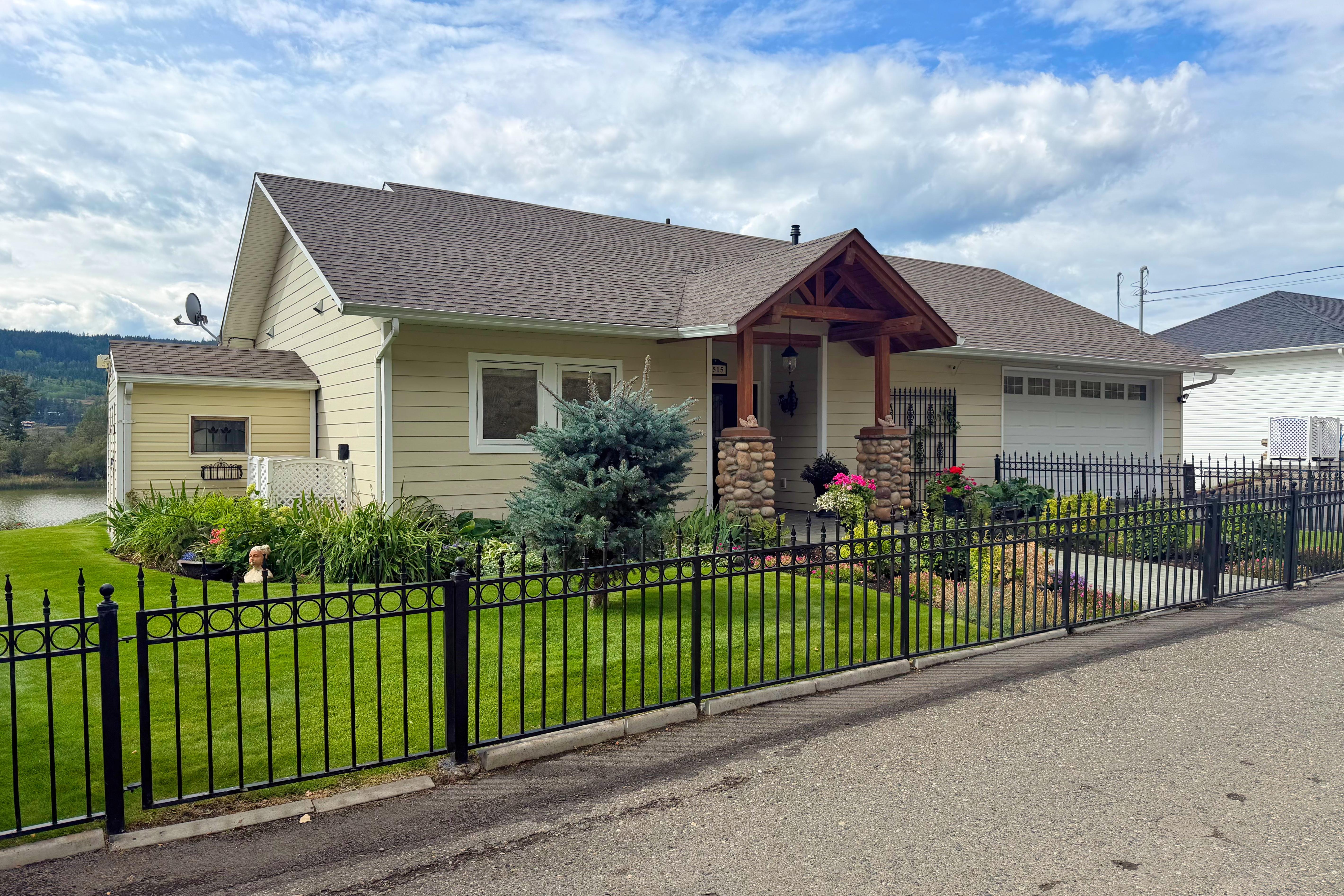 1515 Duncan Road